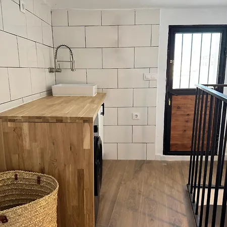 Apartmán Eras 84 *